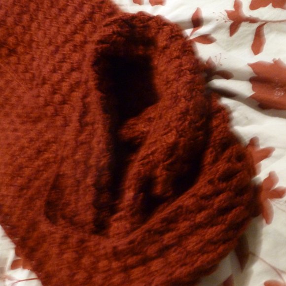 Winter ready - Warm Super Long Handmade Scarf New 100"x9" - Picture 5 of 6